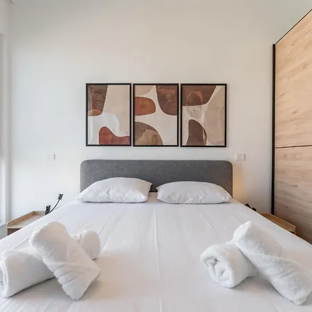 Parkville With Parking & Terrace By Interhome 아파트 *