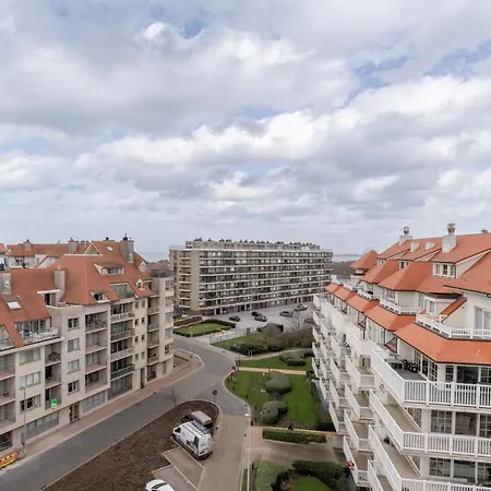 Parkville With Parking & Terrace By Interhome * 블랑켄베르크